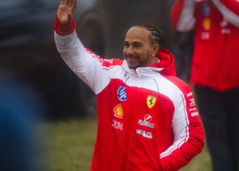 Lewis Hamilton em shakedown da Ferrari