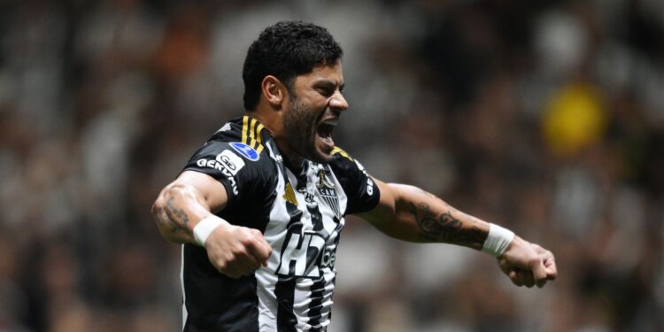 Hulk em ação pelo Atlético-MG