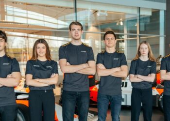 McLaren confirma pilotos reservas de 2026