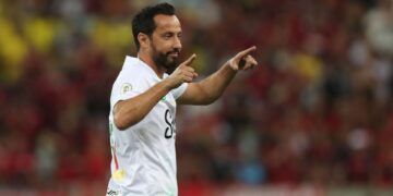 Nenê em ação pelo Juventude