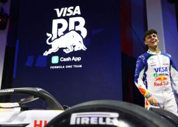 Arvid Lindblad estará em Interlagos