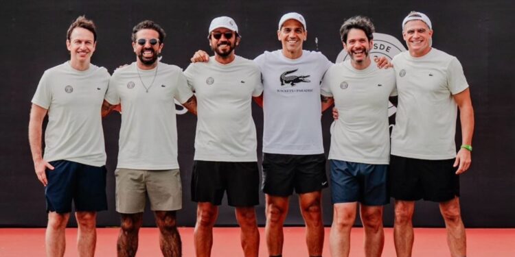 Rackets in Paradise é um evento organizado pela agência Turn On The Light