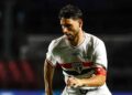 Calleri durante jogo do São Paulo