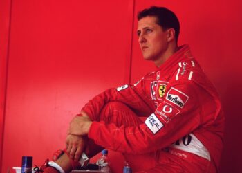 Michael Schumacher estaria de cadeira de rodas