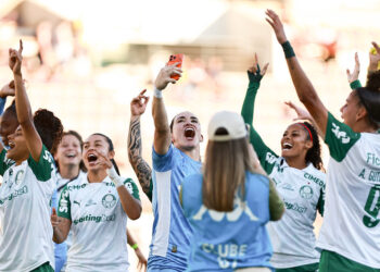 A colombiana Kathe Tapia brilhou na disputa de pênaltis e garantiu o título do Palmeiras