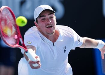 João Fonseca caiu duas posições no último ranking da ATP