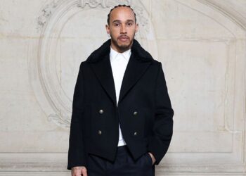 Lewis Hamilton foi flagrado com Kim Kardashian em um hotel de luxo