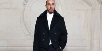 Lewis Hamilton foi flagrado com Kim Kardashian em um hotel de luxo