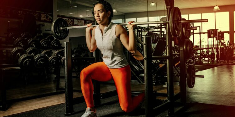 Treinamento funcional integrado, com foco em força, ganha espaço no mercado