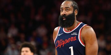 James Harden foi trocado pelo Los Angeles Clippers para os Cavs