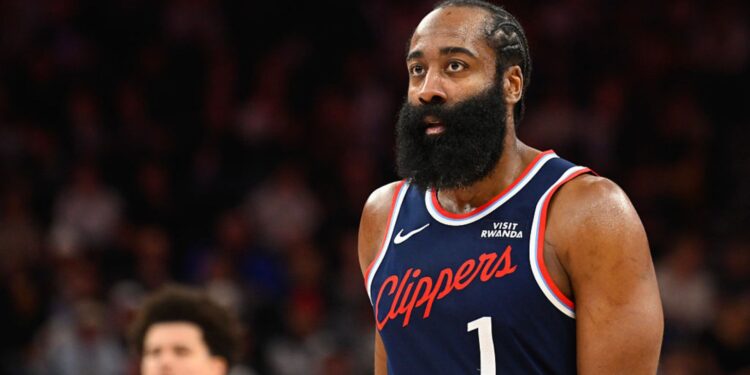 James Harden foi trocado pelo Los Angeles Clippers para os Cavs
