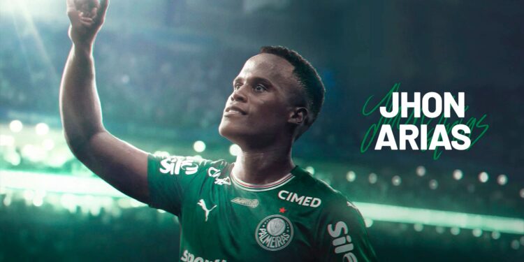 Jhon Arias foi anunciado oficialmente como reforço do Palmeiras