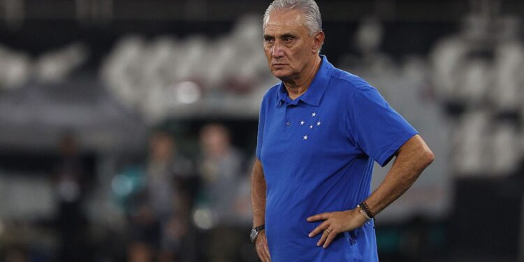 O Cruzeiro, do técnico Tite, ainda não venceu no Campeonato Brasileiro após três rodadas