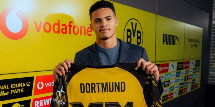 Kauã Prates assinou com o Borussia Dortmund até junho de 2031