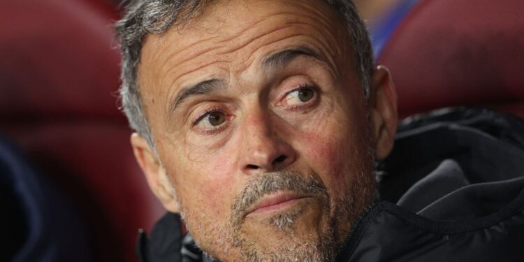 Luis Enrique concedeu entrevista coletiva nesta sexta-feira, 20