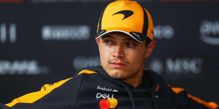 Lando Norris polemizou sobre a decisão do título de 2021, entre Hamilton e Verstappen
