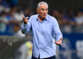 Tite foi muito criticado pela torcida do Cruzeiro no Mineirão