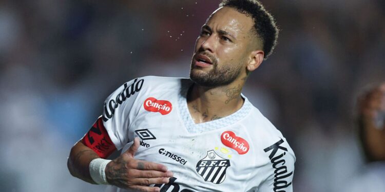 Neymar marcou os dois gols do Santos na vitória sobre o Vasco