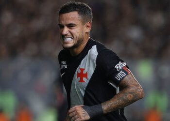 Coutinho utilizou as redes sociais para confirmar o fim de seu ciclo no Vasco