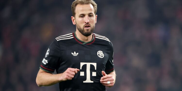 Harry Kane segue em destaque mas negociações são adiadas