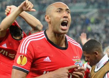 Ex-zagueiro Luisão sofreu racismo após apoiar Vinícius Júnior publicamente