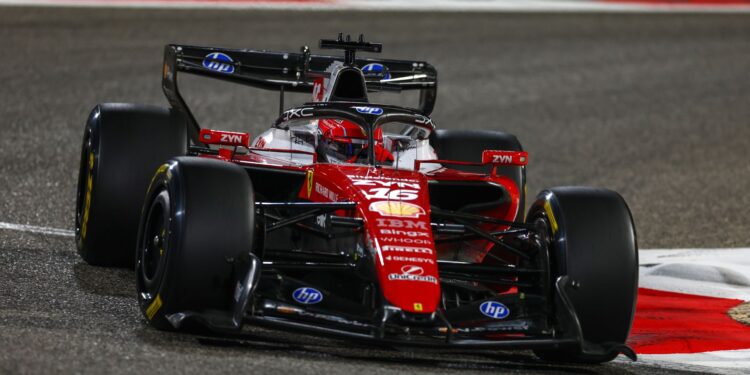 Charles Leclerc domina último dia no Bahrein e coloca Ferrari no topo da pré-temporada da F1
