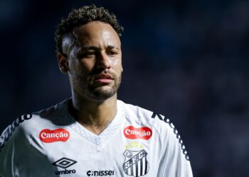 Neymar assume responsabilidade por falha individual que custou a vaga do Santos no Paulistão