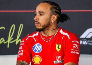 Hamilton descarta deixar as pistas e projeta longevidade na Fórmula 1 após testes no Bahrein