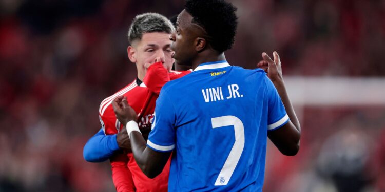 Prestianni está fora do jogo contra o Real Madrid após denúncia de racismo feita por Vinicius Júnior