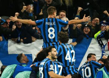 Atalanta e Borussia Dortmund duelam em choque de gigantes por vaga na Europa