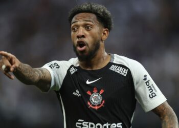 José Martínez encerra vínculo e acerta rescisão com o Corinthians