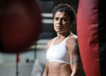 Adriana Araújo é um ícone do boxe brasileiro - Foto: Reprodução X (Twitter) - @Adriana60kg