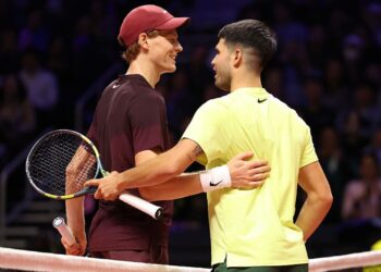 Alcaraz ao lado de Sinner