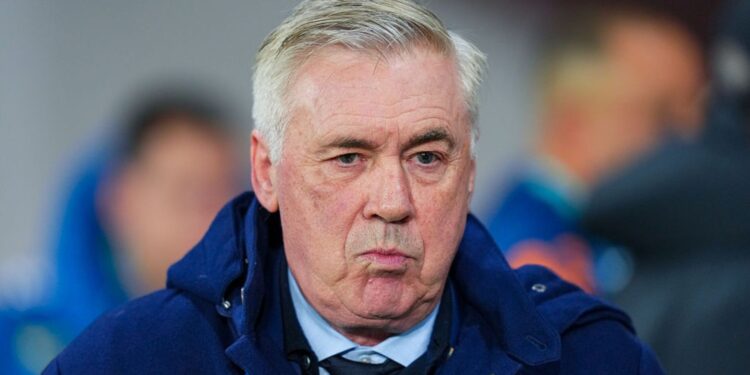 Ancelotti durante amistoso da Seleção