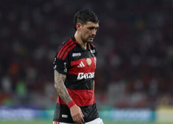 Arrascaeta durante partida do Flamengo