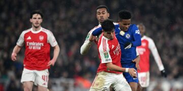 Lance do jogo entre Arsenal e Chelsea