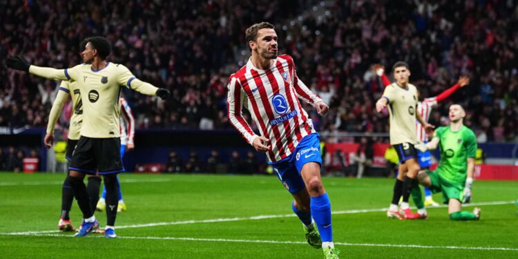 Griezmann comemorando gol do Atlético de Madrid