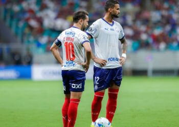 Jogadores do Bahia durante jogo da Pré-Libertadores