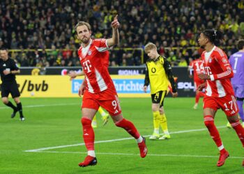 Harry Kane comemorando gol pelo Bayern