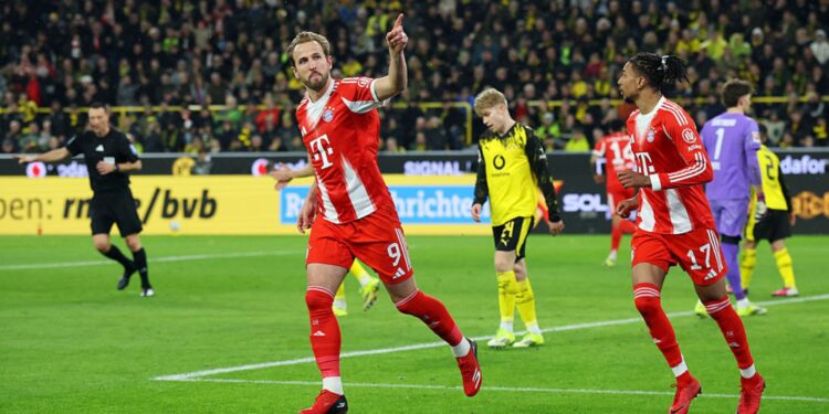 Harry Kane comemorando gol pelo Bayern