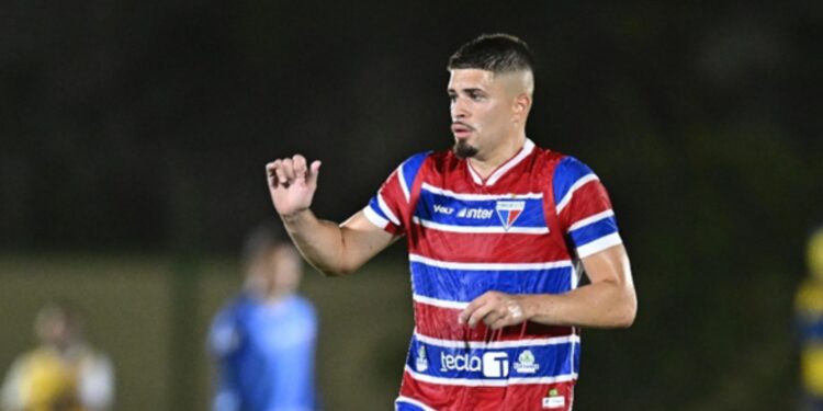 Lucas Gazal durante jogo do Fortaleza