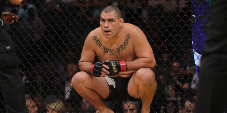 Cain Velásquez tem grande história no UFC