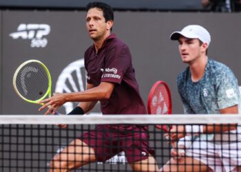 João Fonseca e Marcelo Melo durante o Rio Open