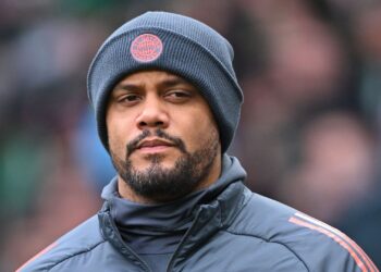 Kompany saiu em defesa de Vini Jr