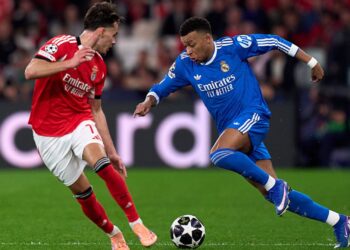 Mbappé durante jogo de ida contra o Benfica