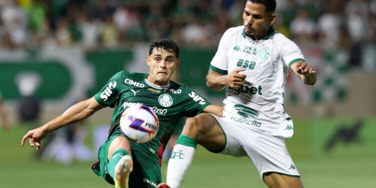 Lance de Palmeiras x Guarani pelo Paulistão