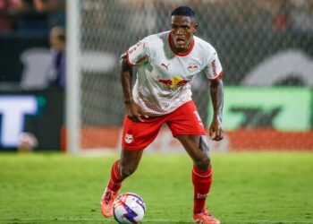 Gustavo Marques durante jogo do RB Bragantino contra o São Paulo