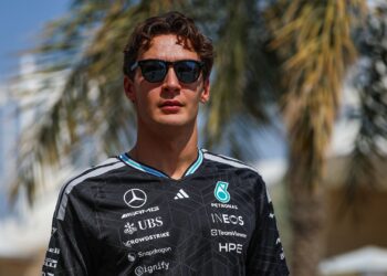 Russell não gostou nada das novas largadas da F1