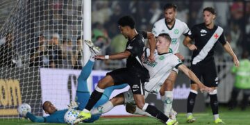 Lance do jogo entre Vasco e Chapecoense