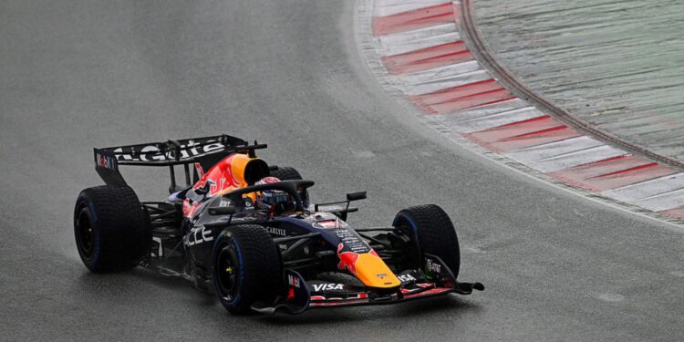 Verstappen durante pré-temporada da Fórmula 1